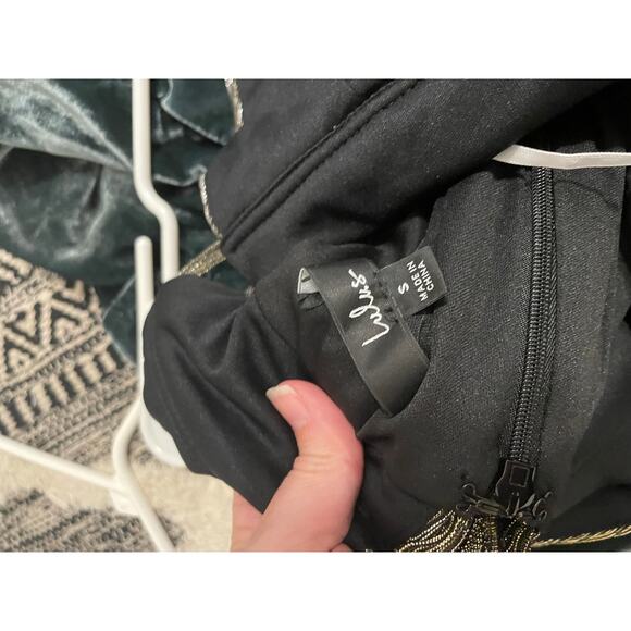 NWT Lulus Spotlight on You Black and Gold Metallic Maxi Dress womens size small - Picture 4 of 5